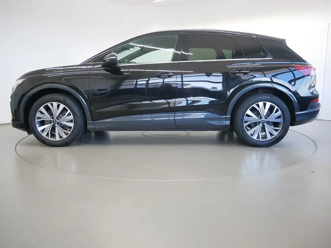 Audi Q4 e-tron 45 quattro - Thumbnail 3