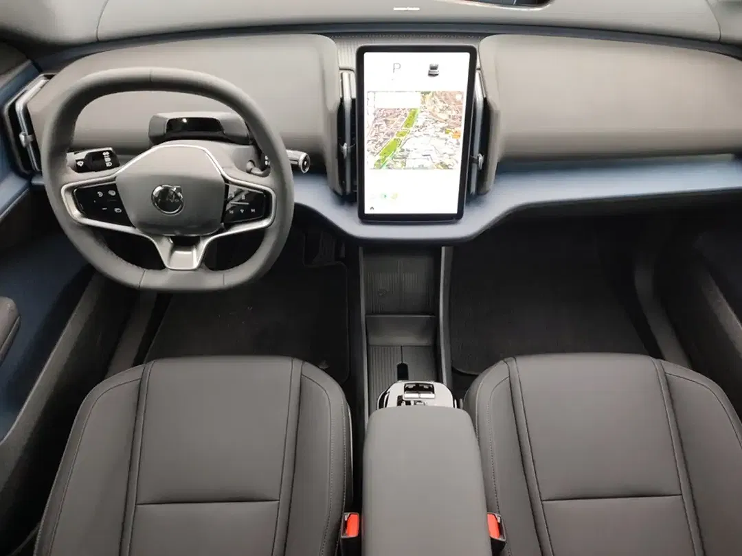 Volvo EX30 Ultra - Thumbnail 12