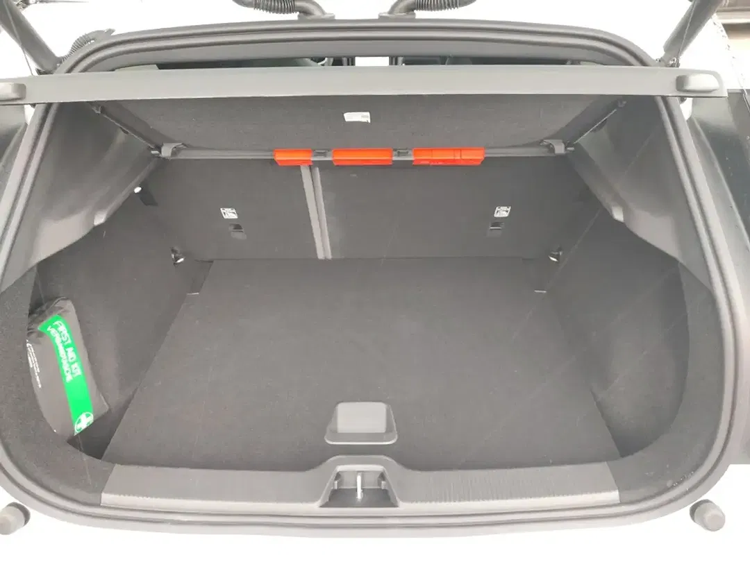 Volvo EX30 Ultra - Thumbnail 14