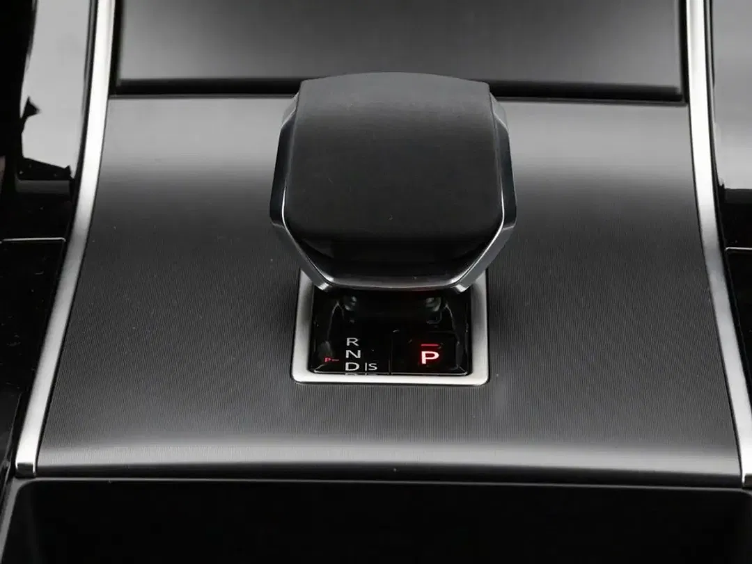 Land Rover Range Rover Evoque Dynamic SE - Thumbnail 10