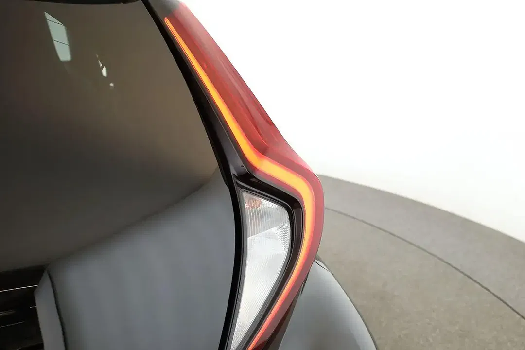 Toyota Aygo X CVT Team Deutschland - Thumbnail 11