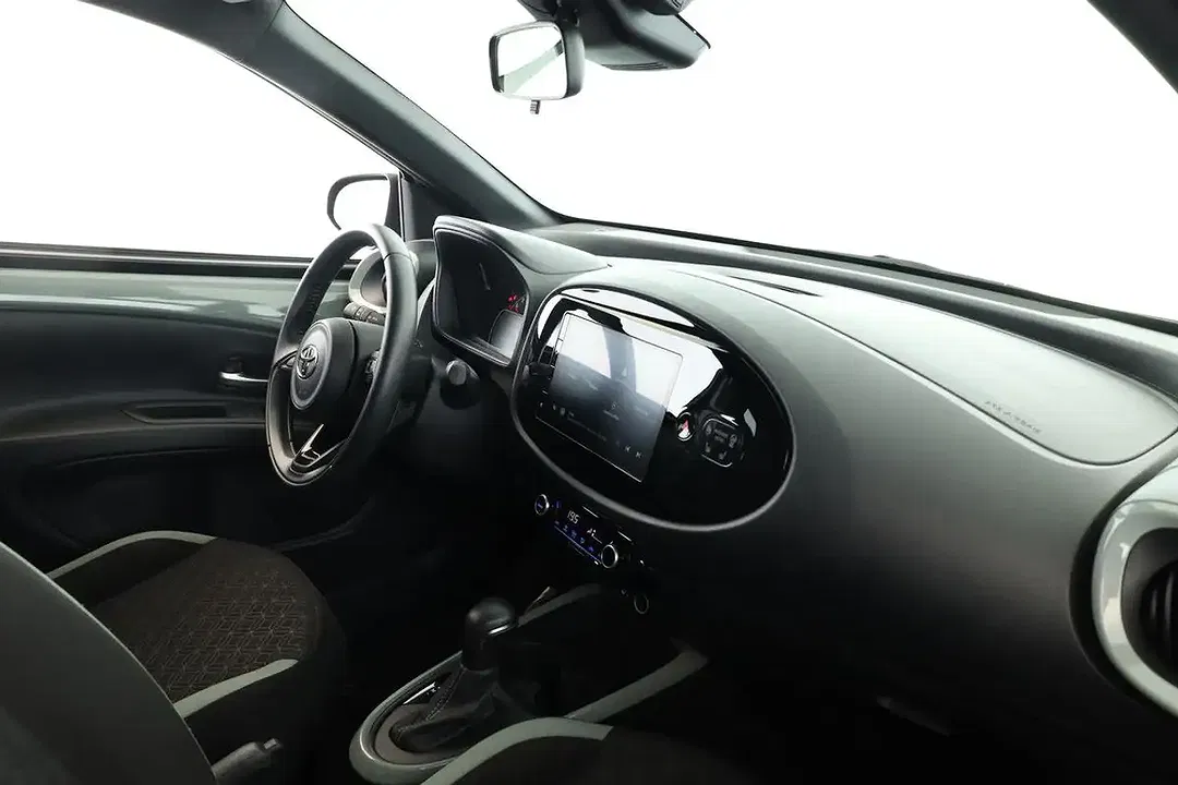 Toyota Aygo X CVT Team Deutschland - Thumbnail 12