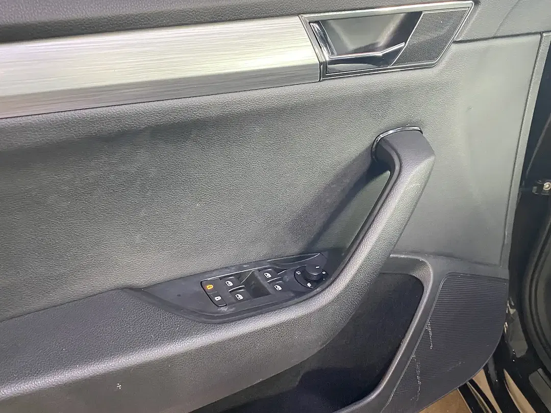 Skoda Superb iV Ambition - Thumbnail 10