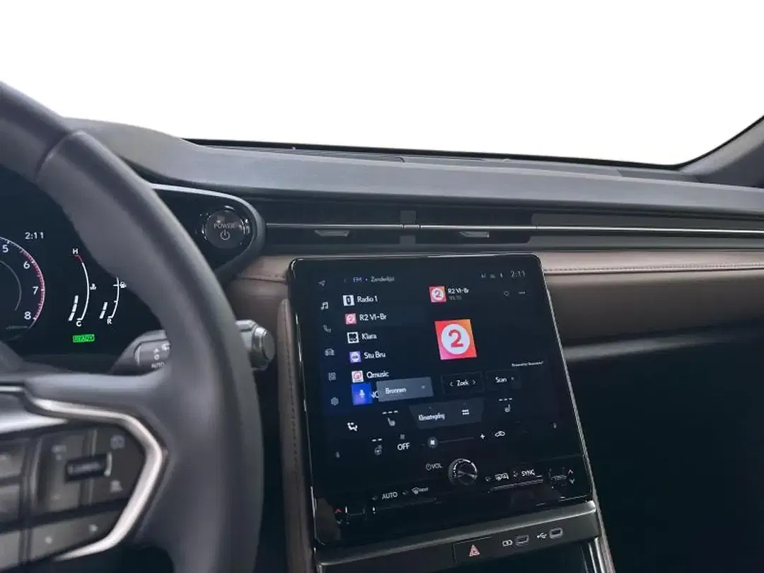 Lexus LBX Elegant - Thumbnail 11