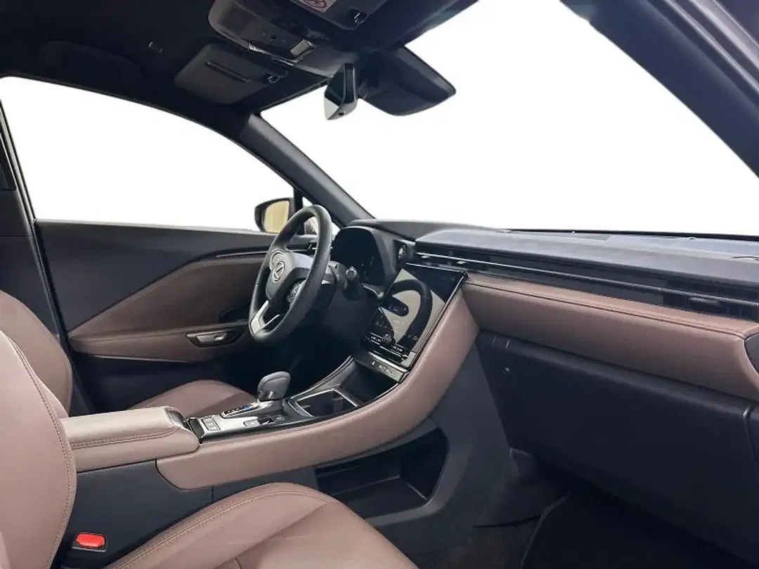 Lexus LBX Elegant - Thumbnail 6
