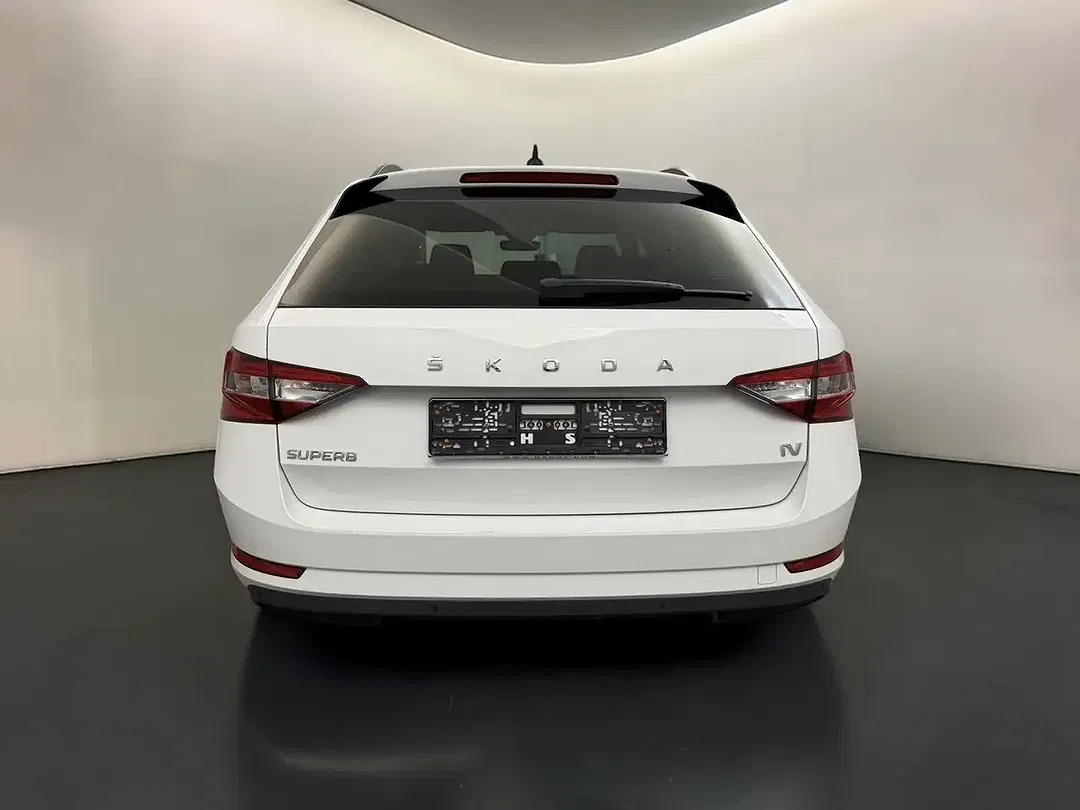 Skoda Superb iV Combi Ambition - Thumbnail 5