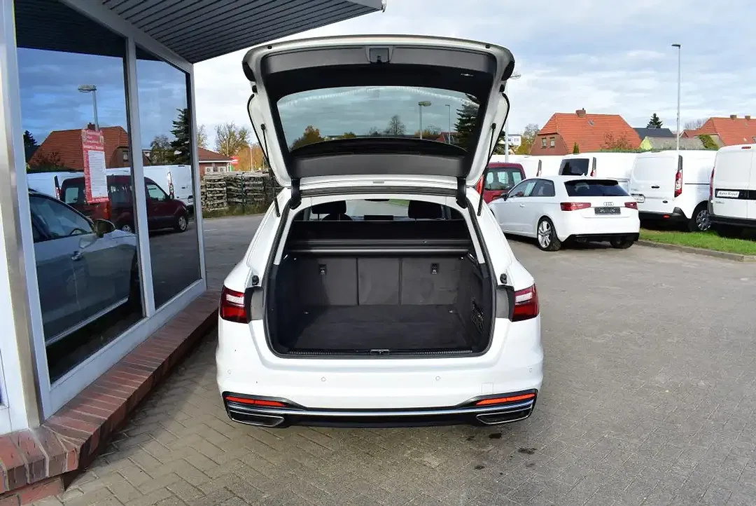 Audi A4 35 TDI MHEV S tronic Avant advanced - Thumbnail 4