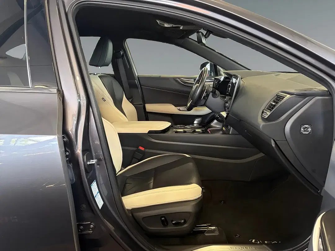 Lexus NX 450h+ E-FOUR Business - Thumbnail 15