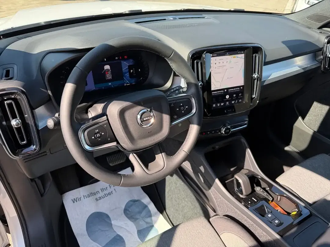 Volvo XC40 B3 Plus Black Edition - Thumbnail 10