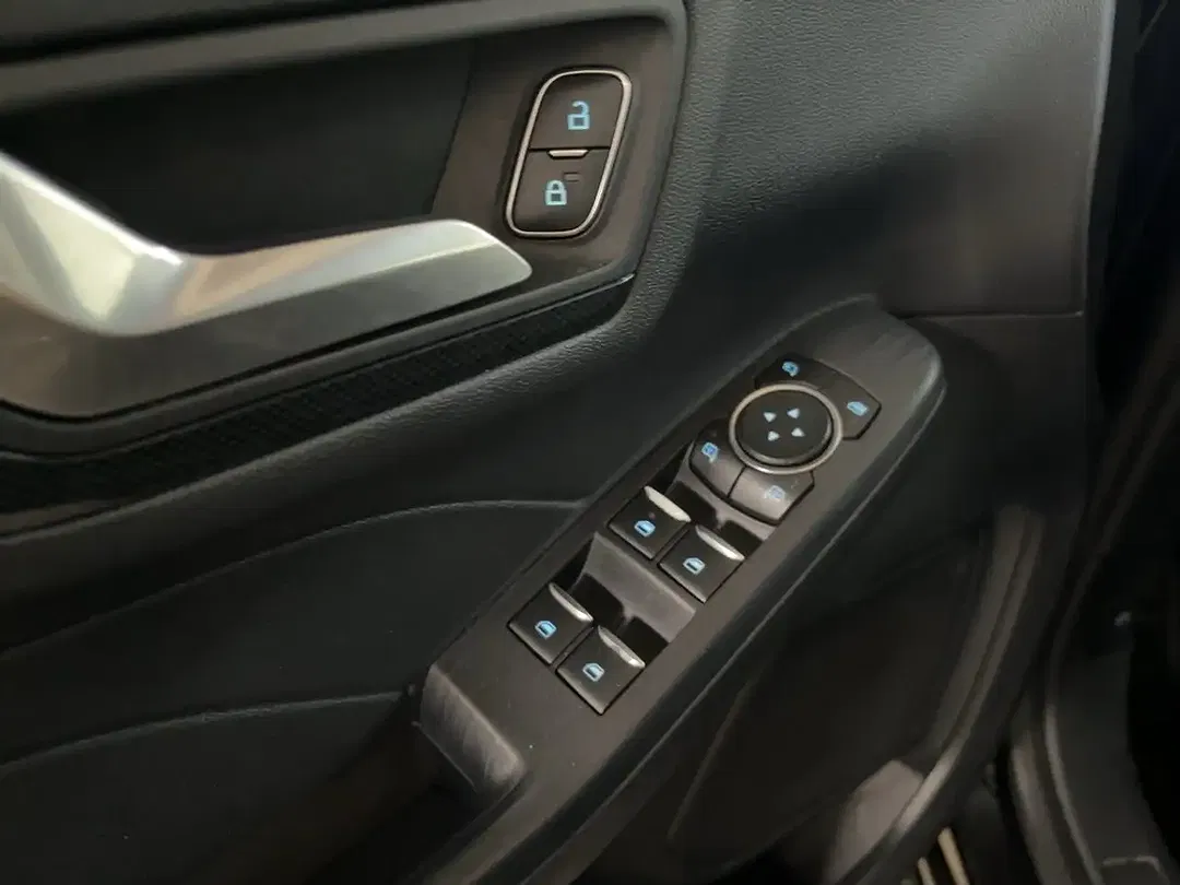 Ford Kuga ST-Line X - Thumbnail 13