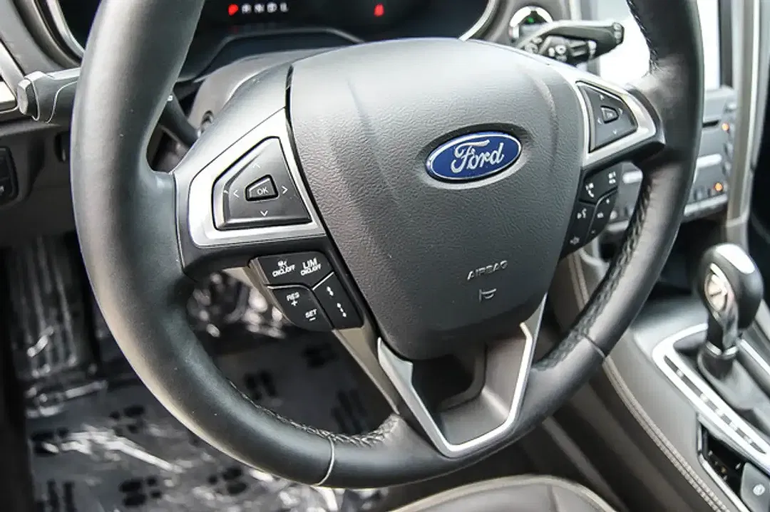 Ford Mondeo 2.0 Hybrid Vignale - Thumbnail 10