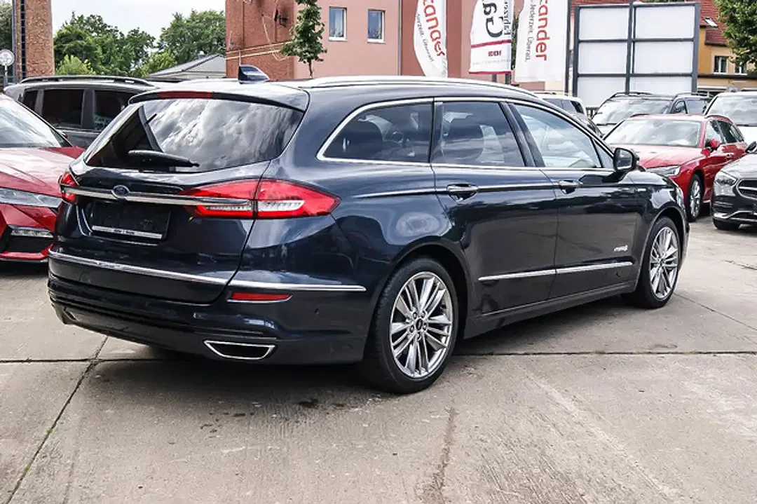 Ford Mondeo 2.0 Hybrid Vignale - Thumbnail 3