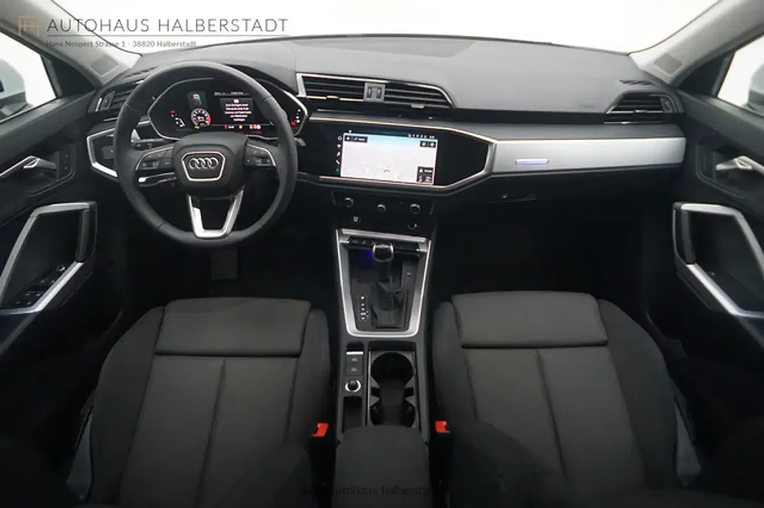 Audi Q3 35 TFSI Sportback S line - Thumbnail 5