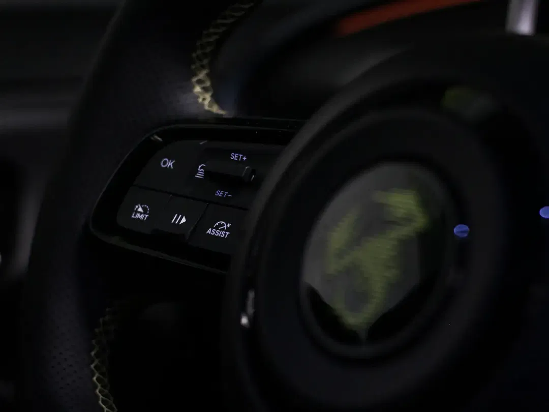 Abarth 600e Competizione - Thumbnail 7