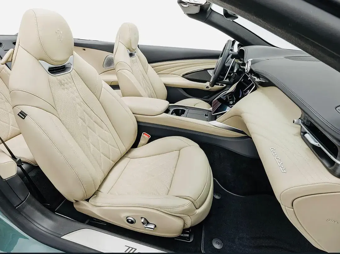Maserati GranCabrio Fuoriserie Modena - Thumbnail 15