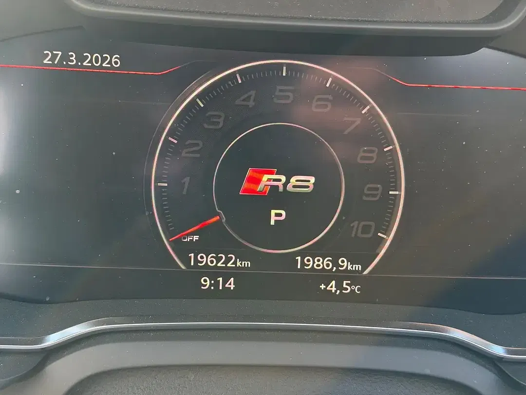 Audi R8 5.2 FSI - Thumbnail 12