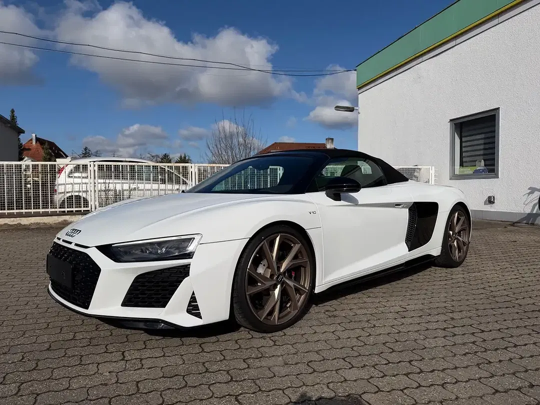 Audi R8 5.2 FSI - foto 13