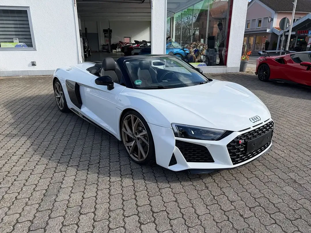 Audi R8 5.2 FSI - Thumbnail 3