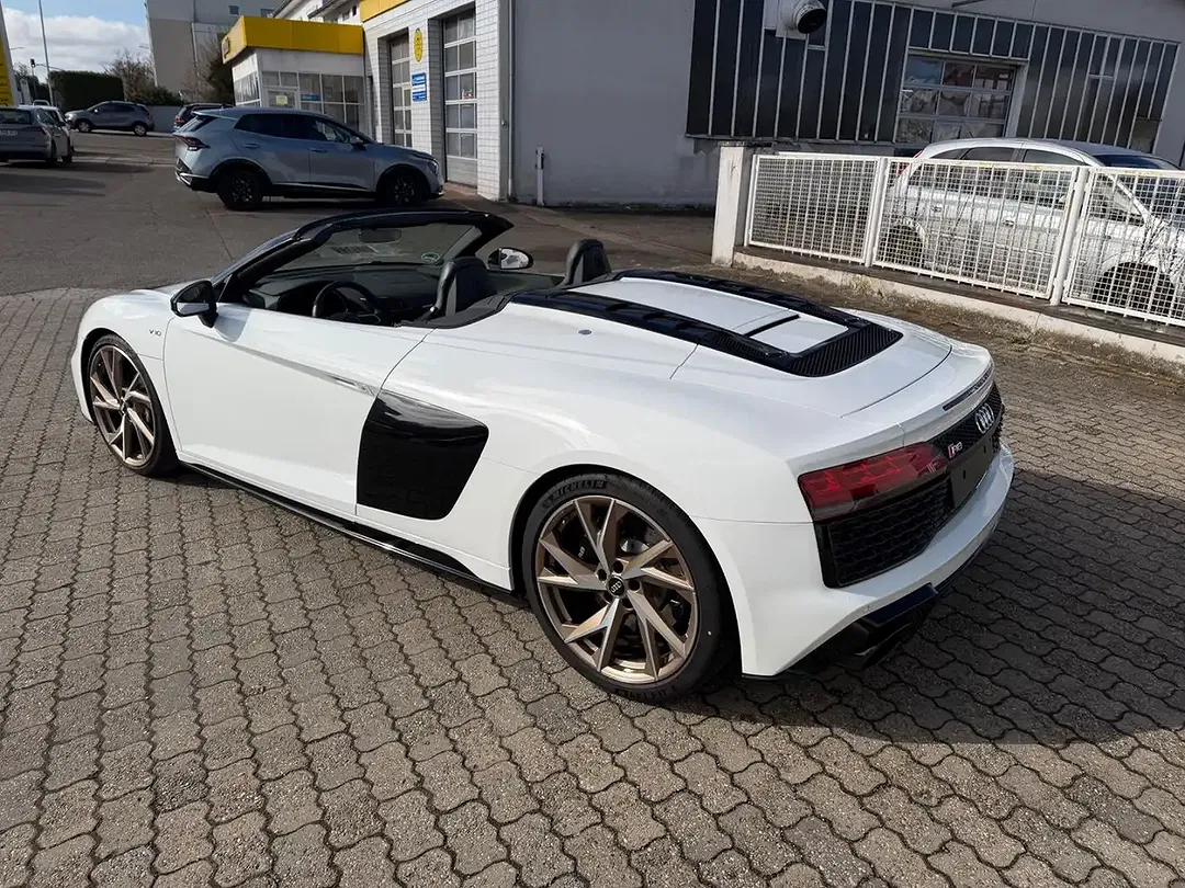 Audi R8 5.2 FSI - Thumbnail 7