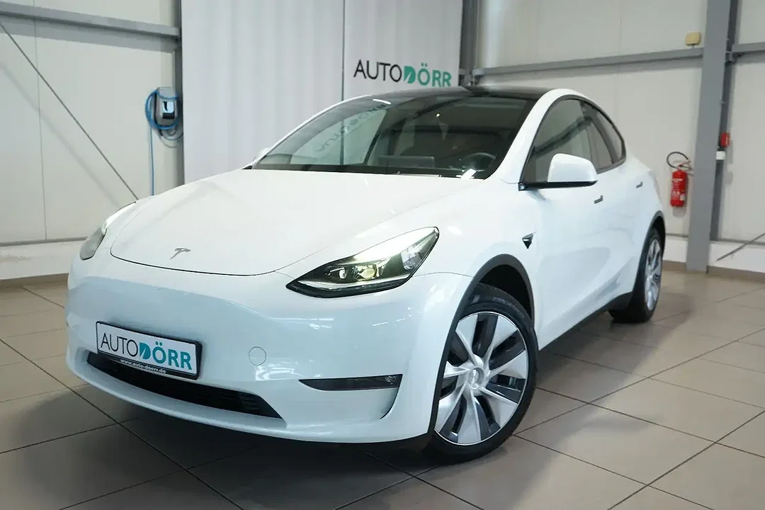 Tesla Model Y AWD Dual Motor Long Range - Afbeelding 1