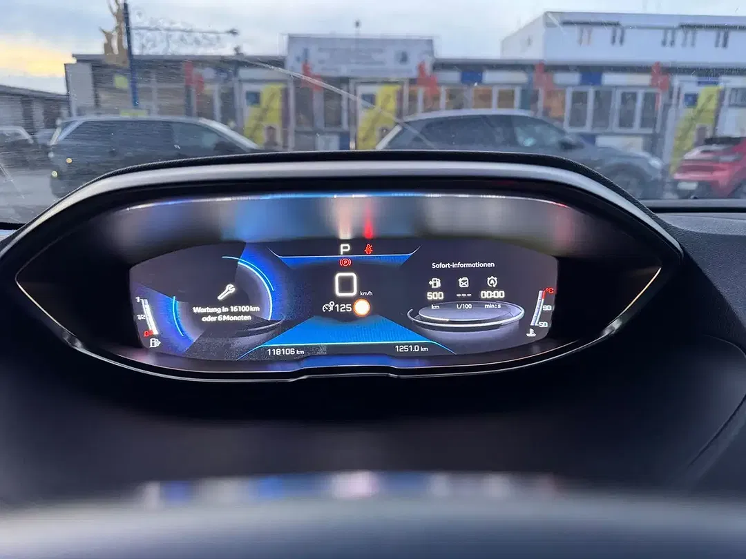 Peugeot 5008 Active Business - Thumbnail 11