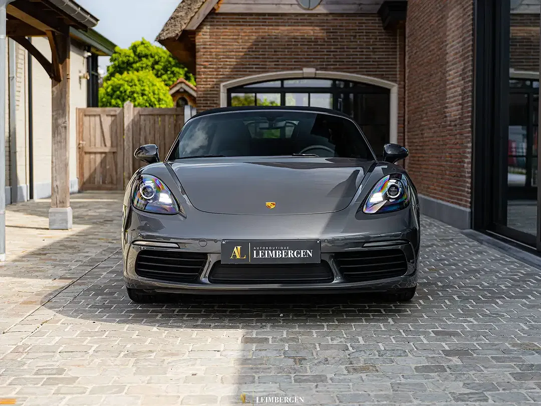 Porsche 718 - Thumbnail 10