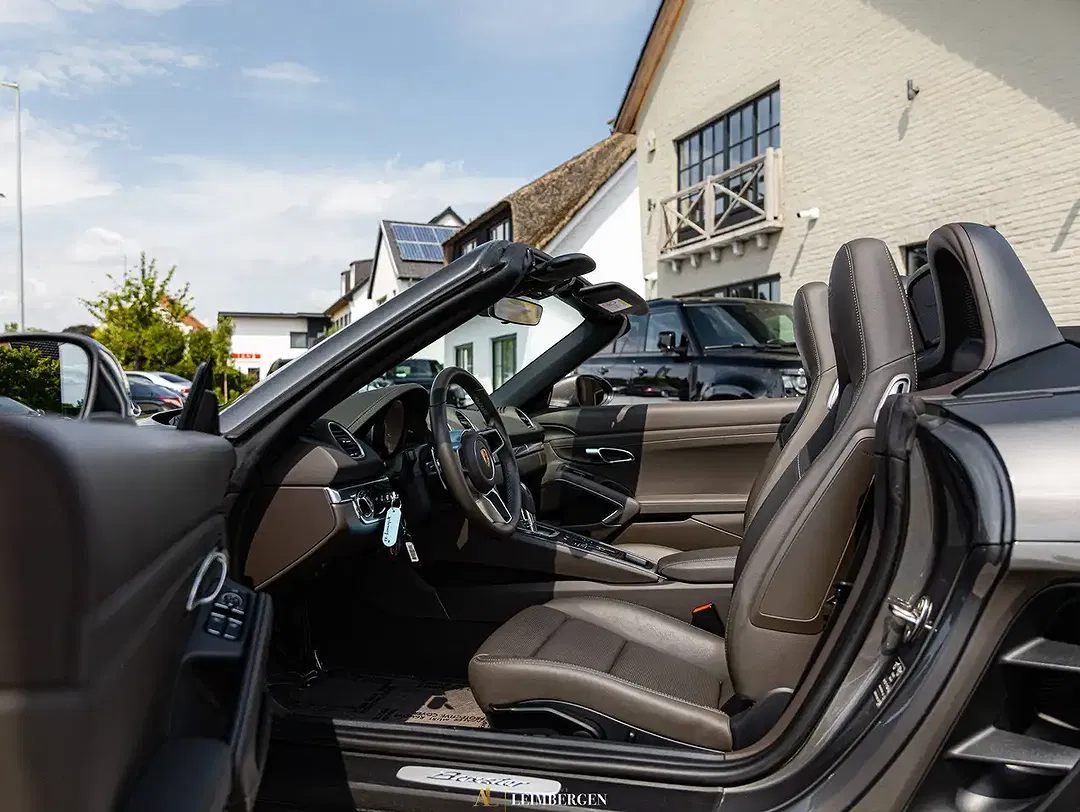 Porsche 718 - foto 15