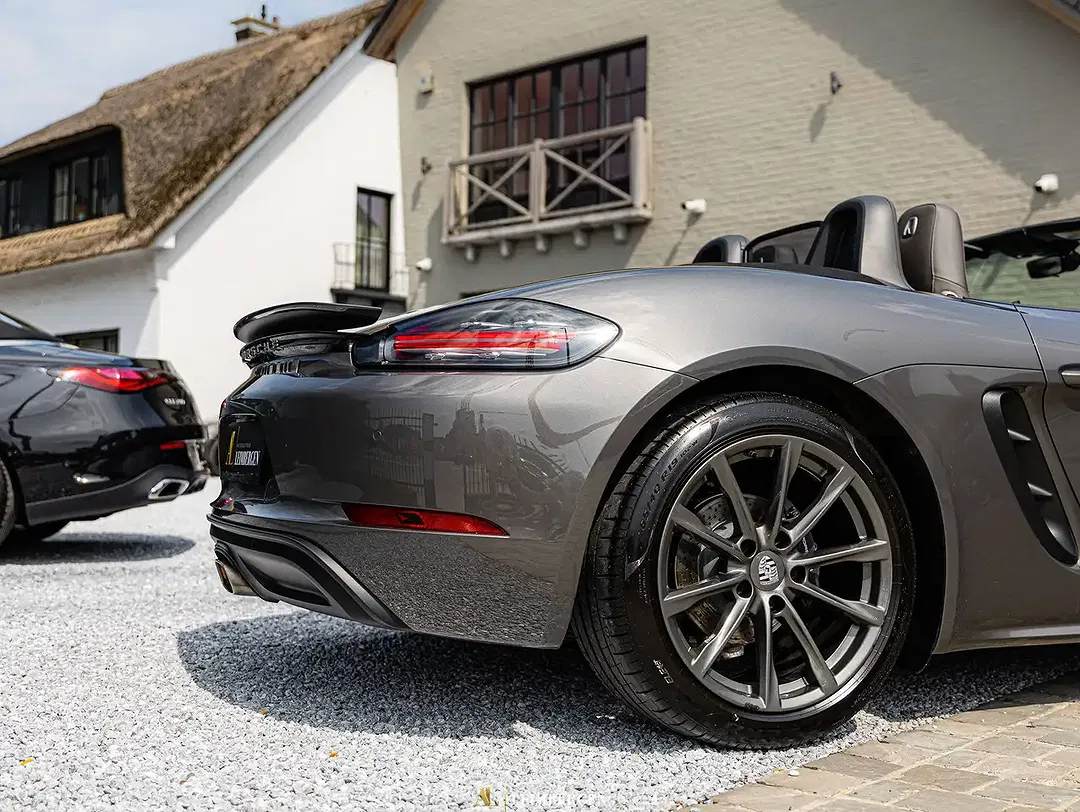 Porsche 718 - Thumbnail 7