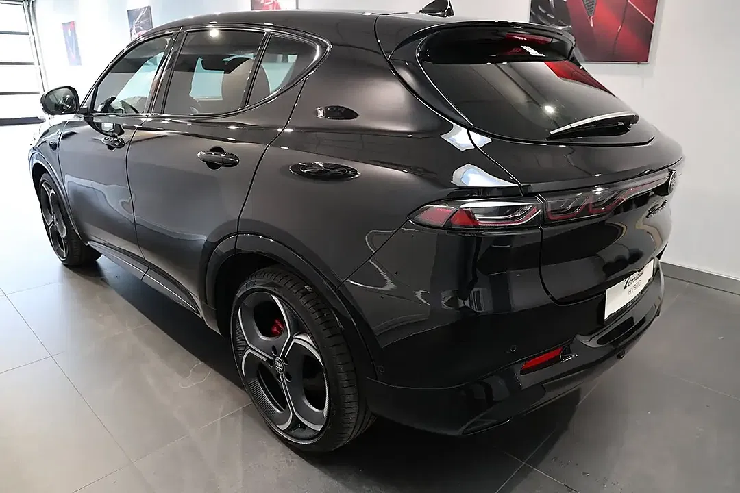 Alfa Romeo Tonale 1.5 Ibrida Veloce - Thumbnail 4