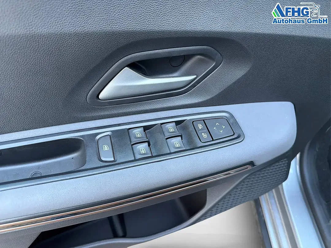 Dacia Sandero TCe Stepway Extreme - Thumbnail 14