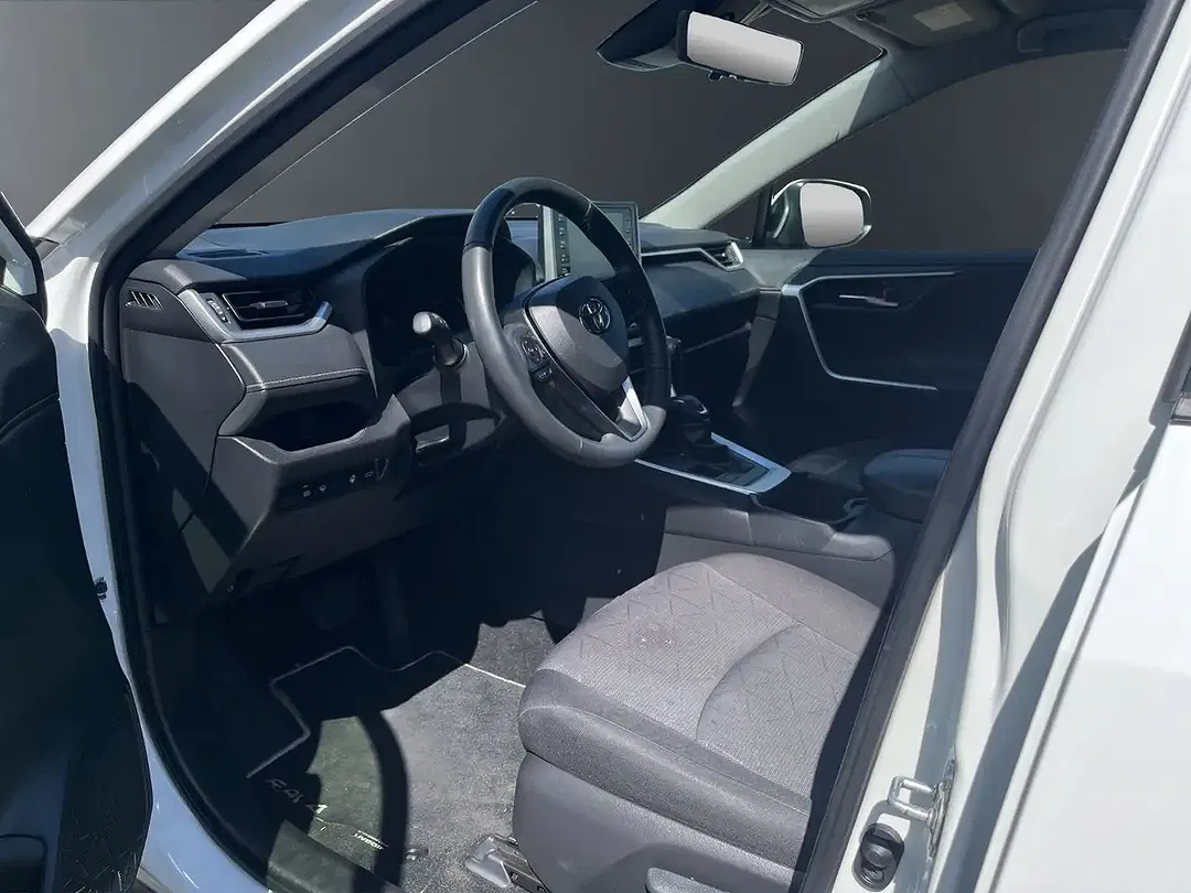 Toyota RAV 4 Hybrid Team Deutschland - Thumbnail 12