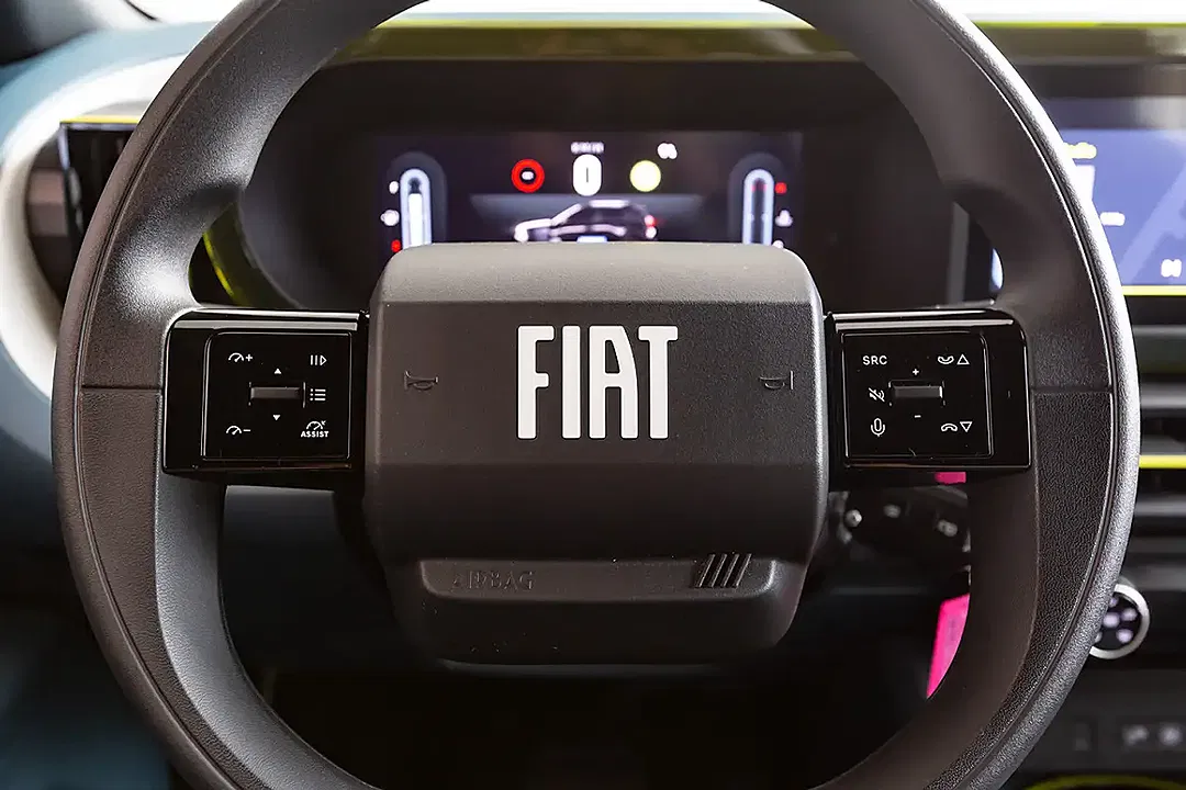 Fiat Grande Panda Hybrid MHEV Icon - Thumbnail 7