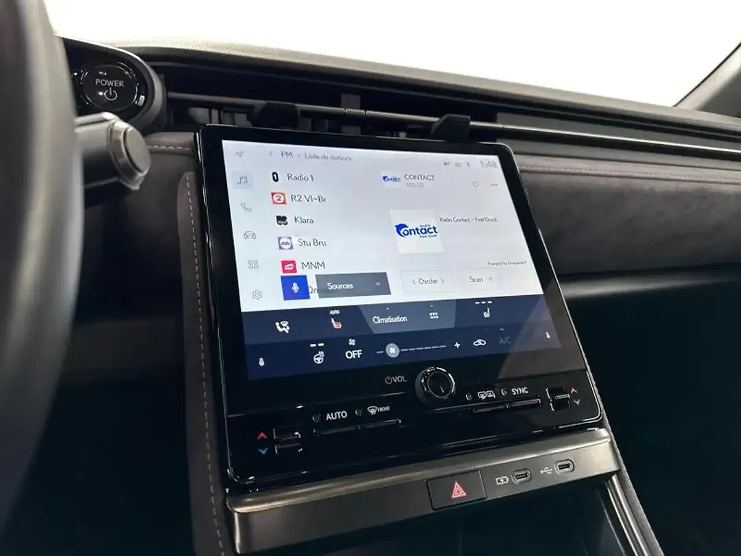 Lexus LBX Cool - Thumbnail 11