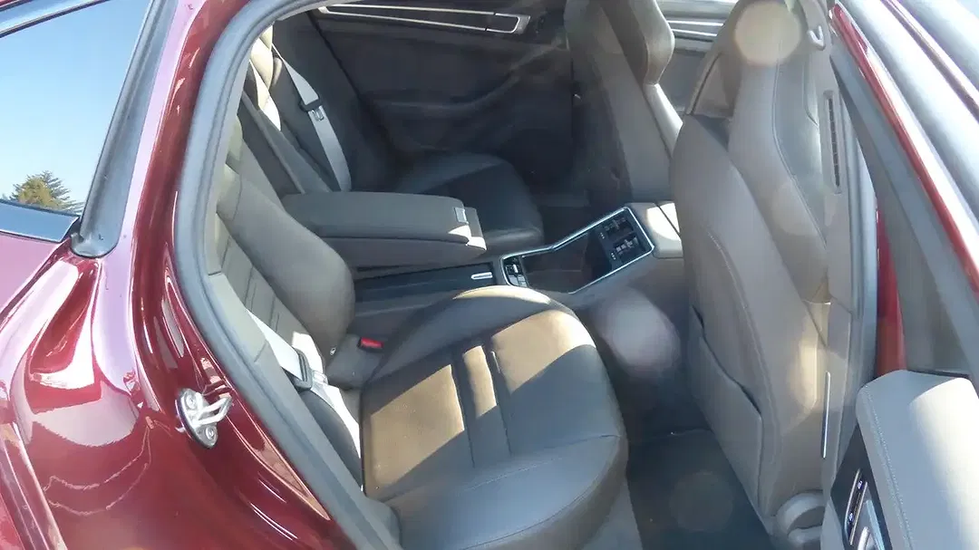 Porsche Panamera - Thumbnail 15