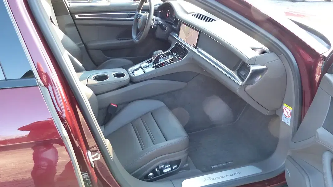 Porsche Panamera - Thumbnail 16