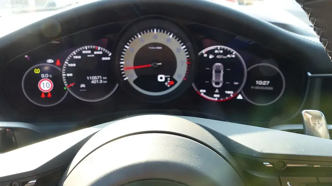 Porsche Panamera - Thumbnail 22