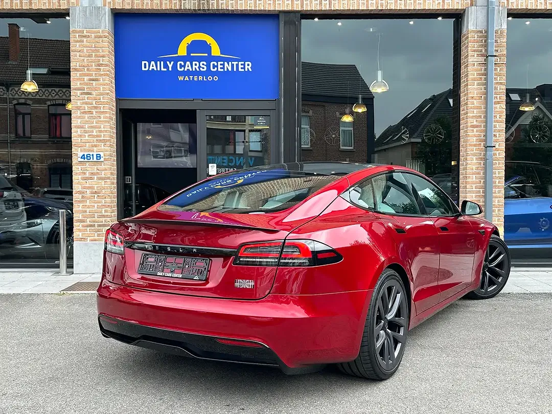 Tesla Model S Plaid - Thumbnail 11