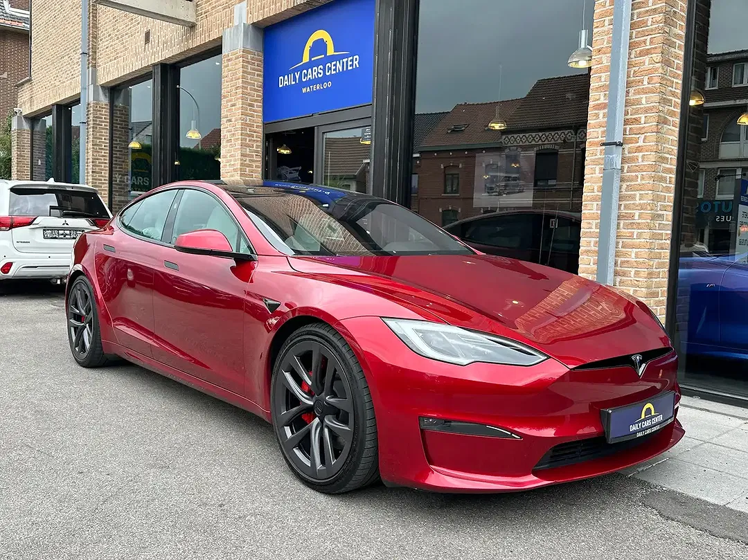 Tesla Model S Plaid - Thumbnail 13