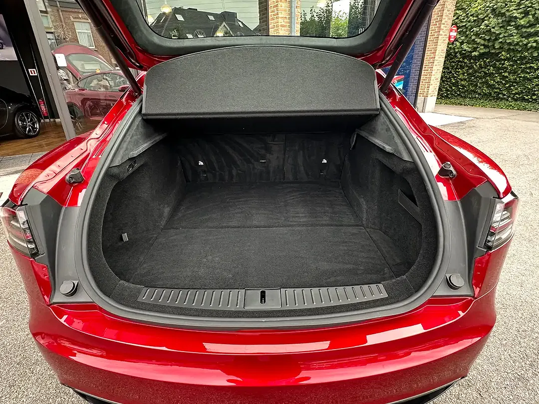Tesla Model S Plaid - Thumbnail 34