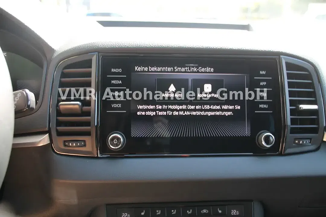 Skoda Karoq 2.0 TDI DSG 4x4 130 Years - Thumbnail 13