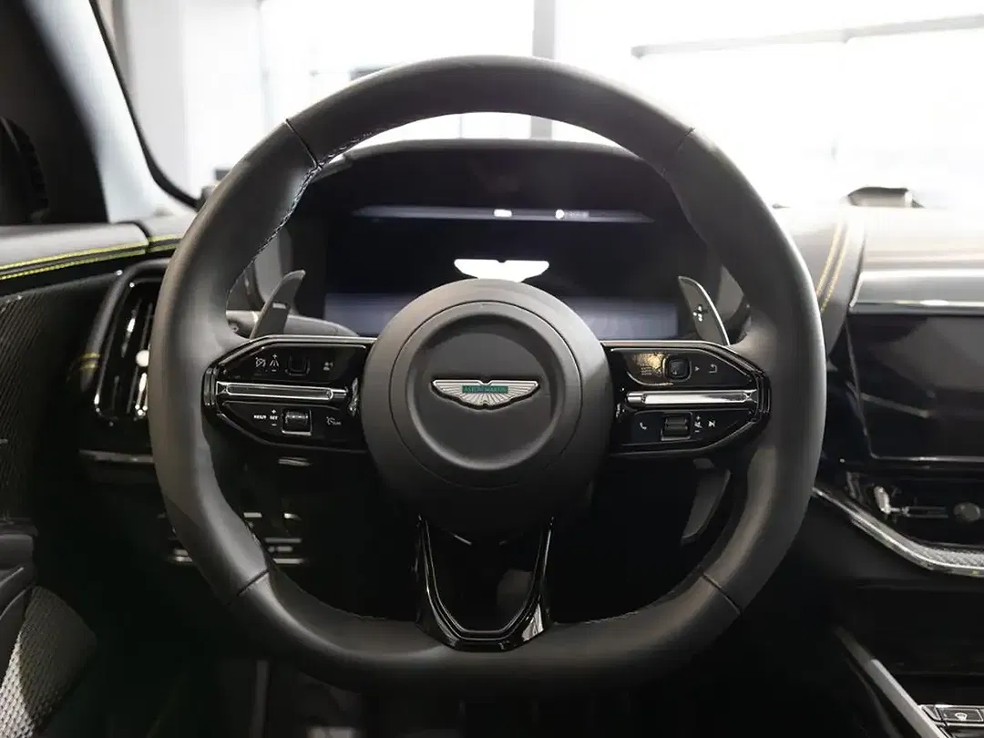 Aston Martin DBX 707 AMR - Thumbnail 11