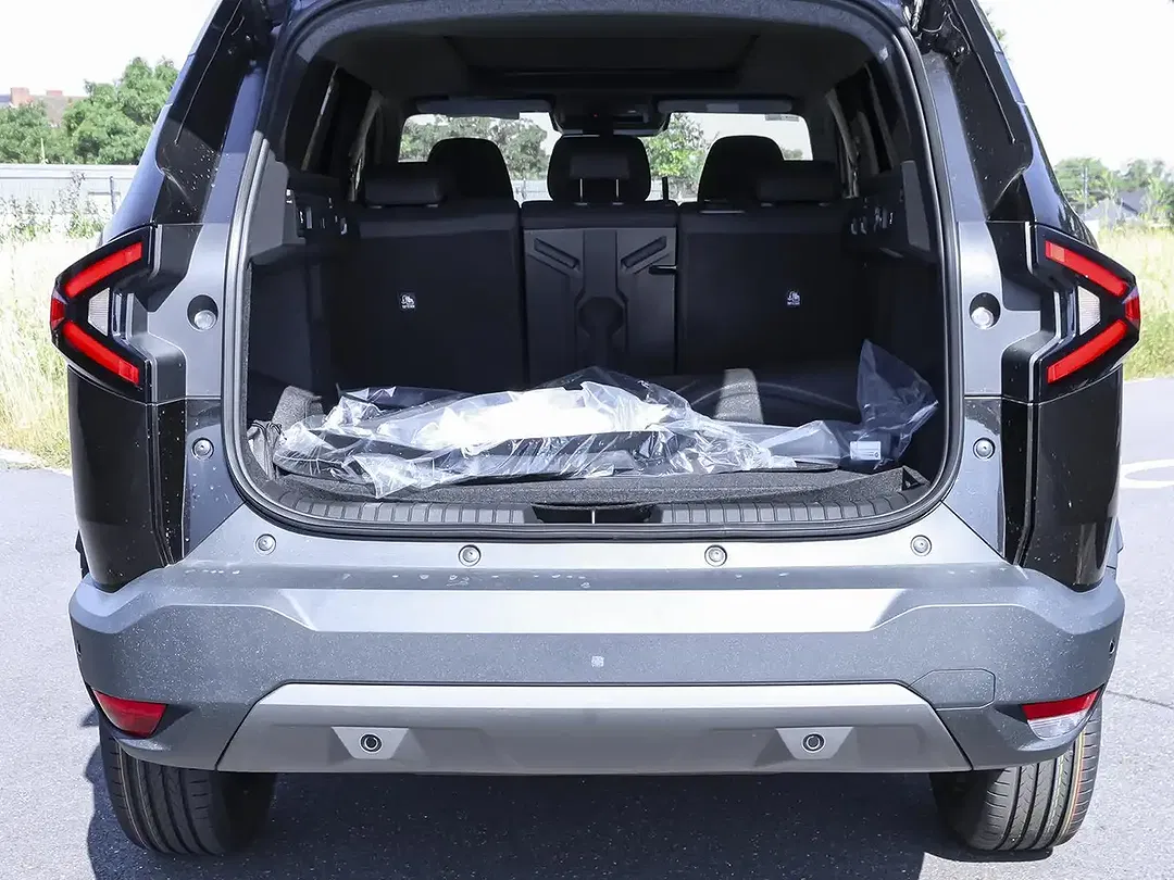 Dacia Bigster TCe Extreme - Thumbnail 8