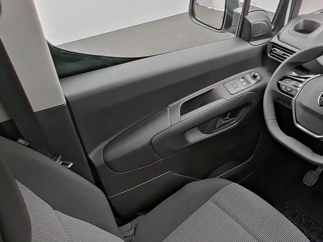 Peugeot Partner - foto 13