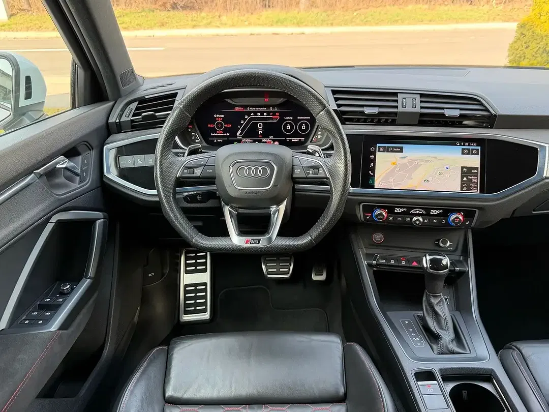 Audi RS Q3 2.5 TFSI quattro Sportback - Thumbnail 12