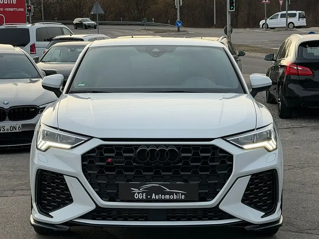 Audi RS Q3 2.5 TFSI quattro Sportback - Thumbnail 3
