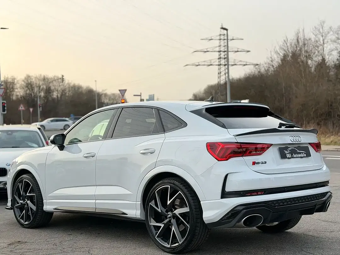Audi RS Q3 2.5 TFSI quattro Sportback - Thumbnail 5