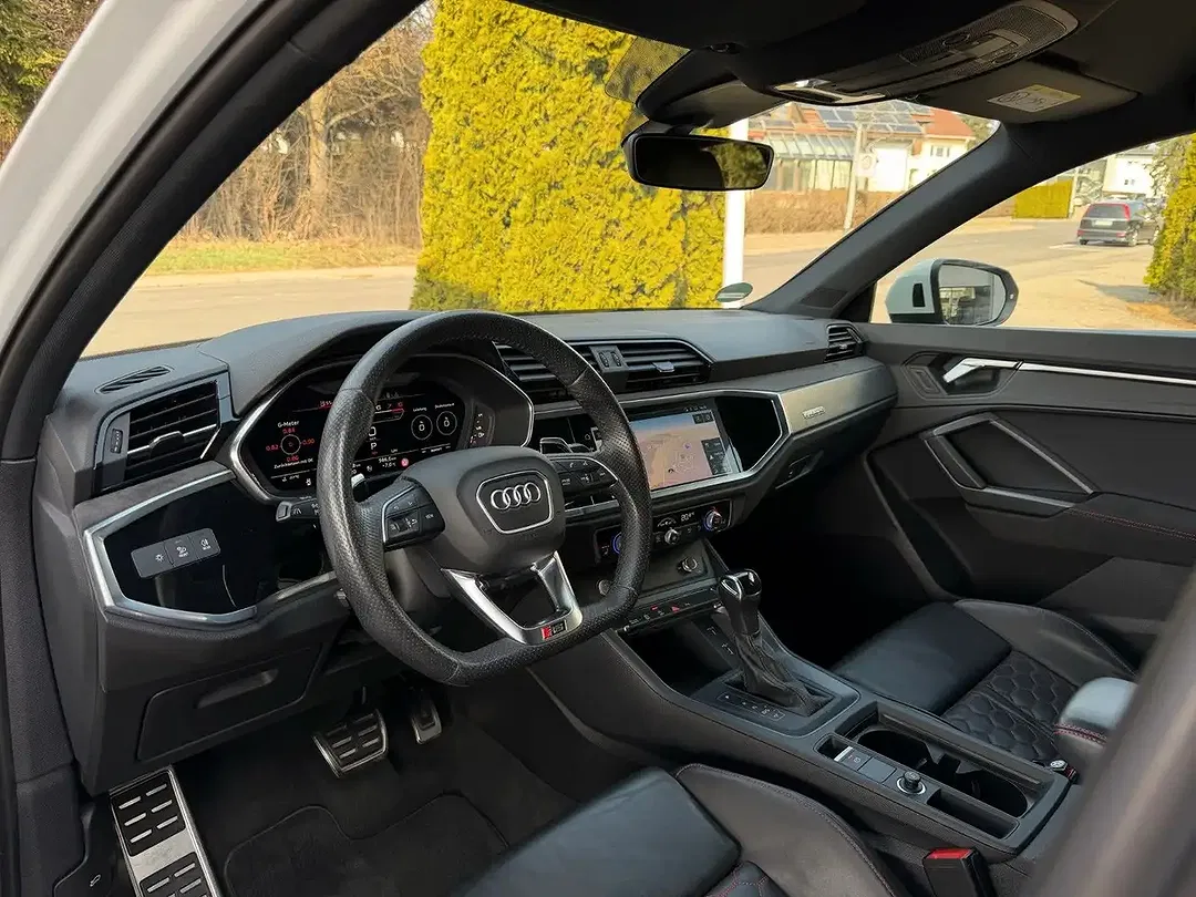 Audi RS Q3 2.5 TFSI quattro Sportback - Thumbnail 8