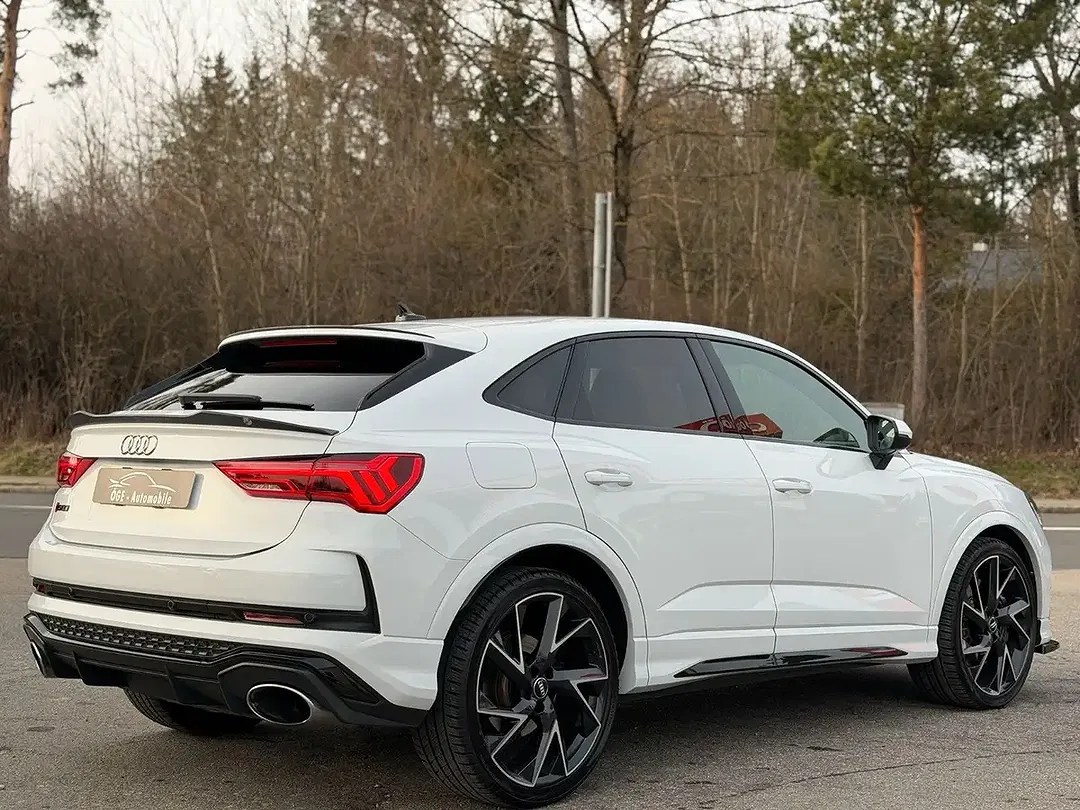 Audi RS Q3 2.5 TFSI quattro Sportback - Thumbnail 9