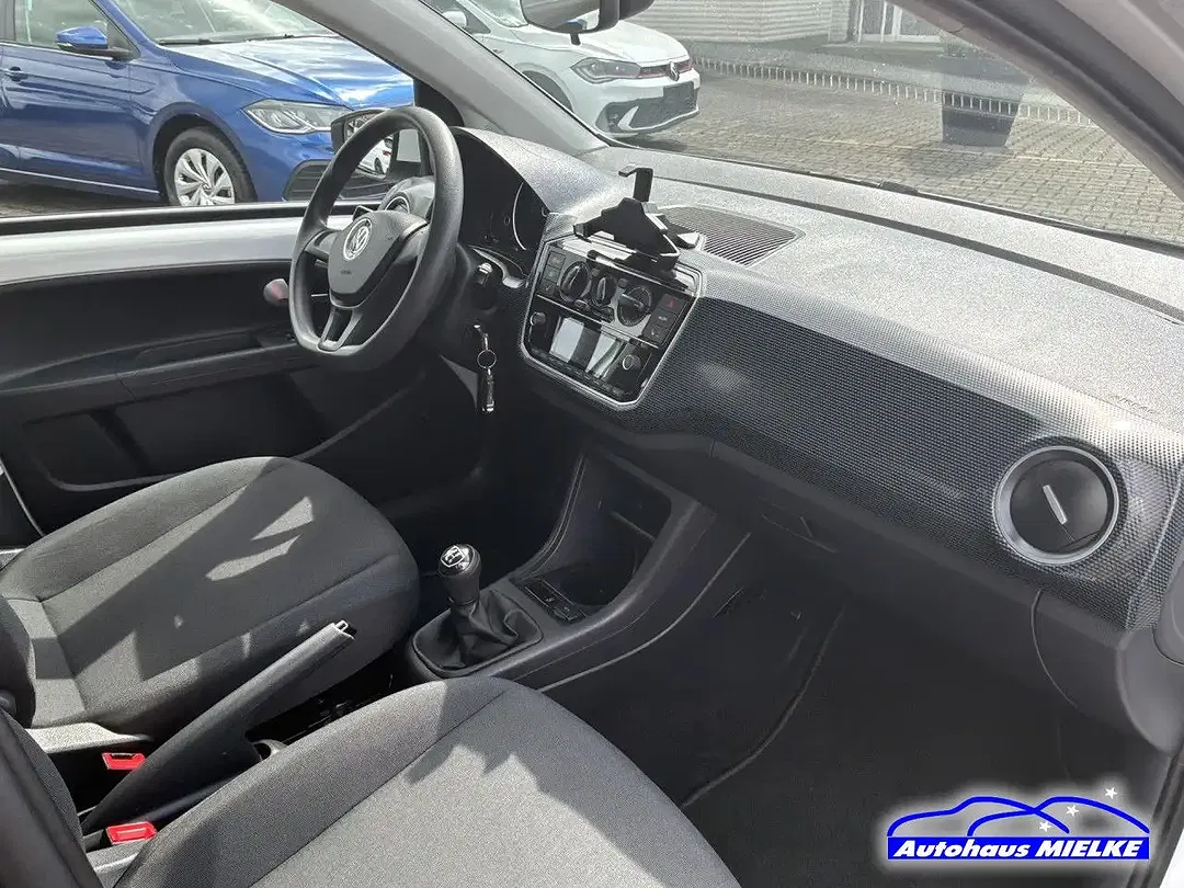 Volkswagen up! - Thumbnail 11