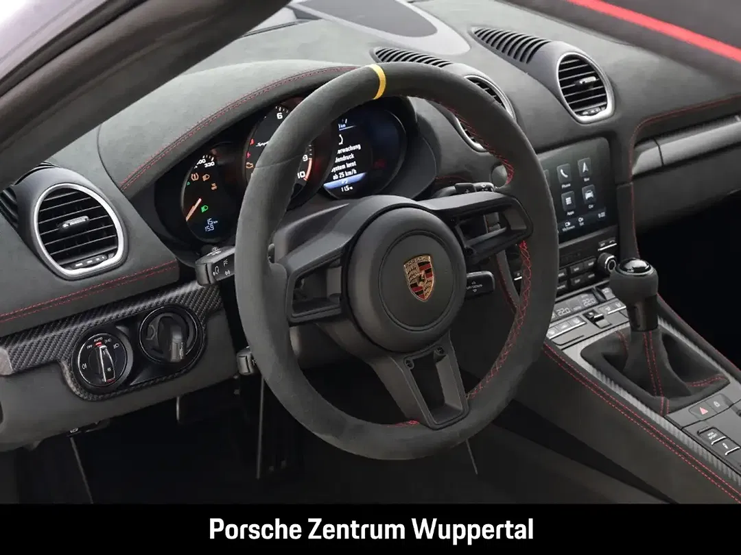 Porsche 718 Spyder RS - Thumbnail 13